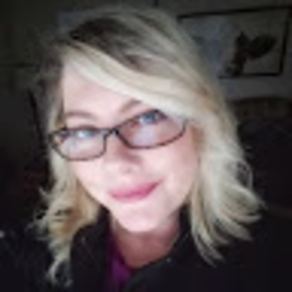 Meet your Posher, Cheryl - Picture 1 of 1